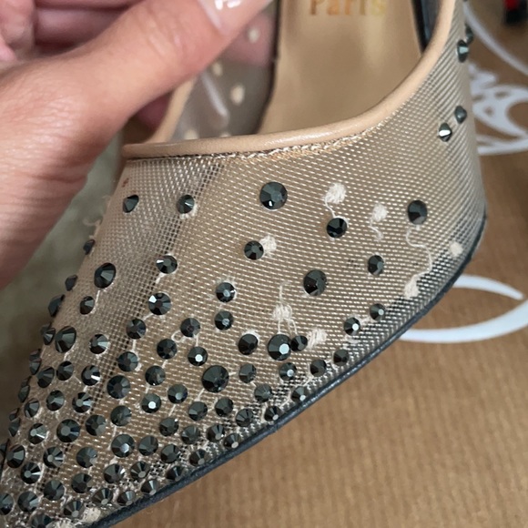 Christian Louboutin pump - Picture 7 of 11